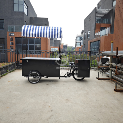 Restaurante Beautiful Design Display Decorativo 110 * 70cm Tricycle Food Cart com guarda-chuva