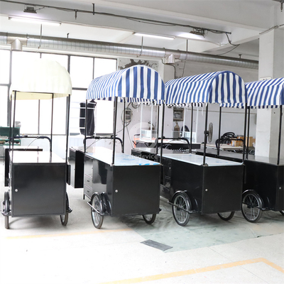 Restaurante Beautiful Design Display Decorativo 110 * 70cm Tricycle Food Cart com guarda-chuva