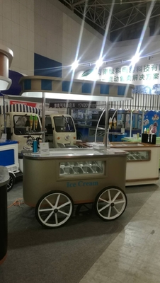 Carrinho de sorvete de mão com carrinho de sorvete com vitrine