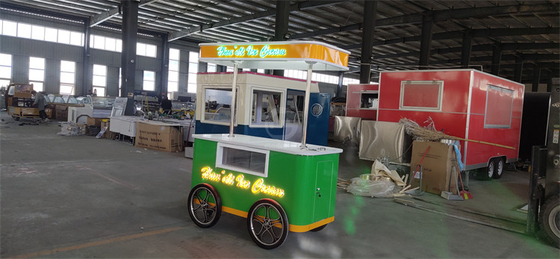 OEM CE aprovado 4 rodas Cargo Bike com congelador Carrinhos de venda de alimentos para venda sorvete triciclo elétrico