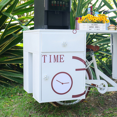 Revolucione o seu lobby com um carrinho de café e sorvete